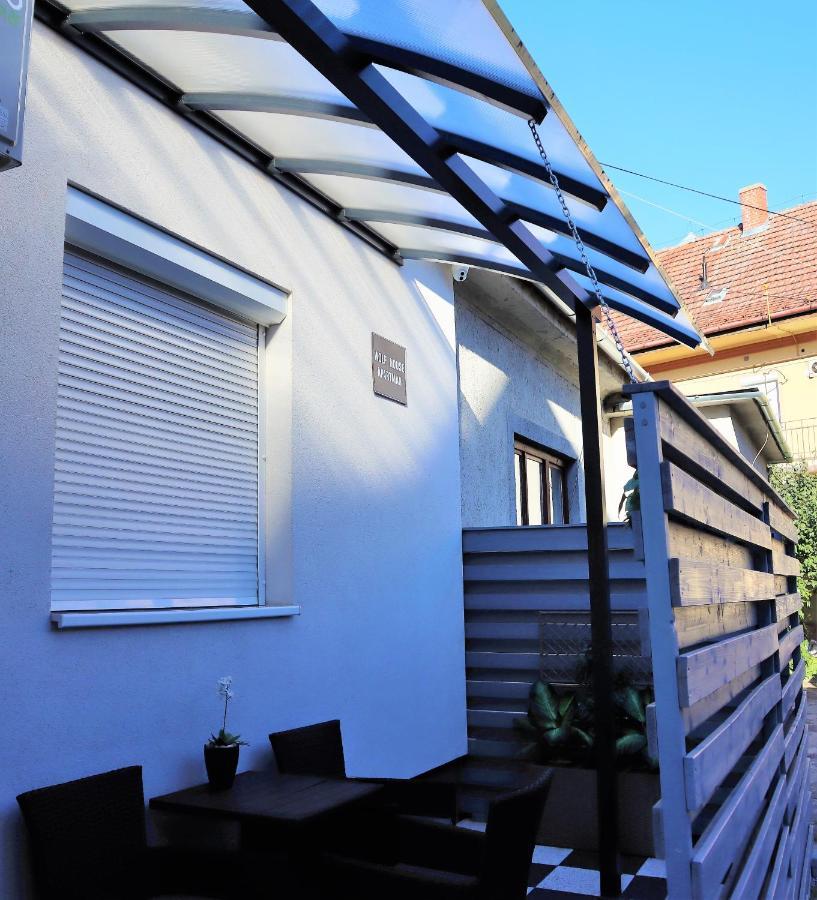 Wolf House Apartman Zalaegerszeg Eksteriør bilde