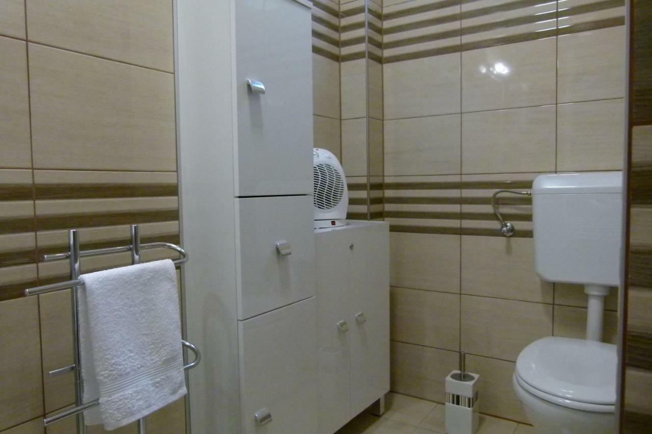 Wolf House Apartman Zalaegerszeg Eksteriør bilde