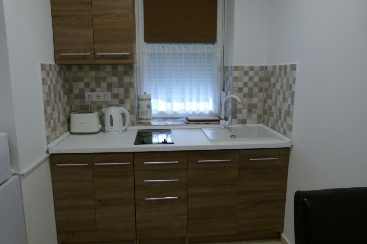 Wolf House Apartman Zalaegerszeg Eksteriør bilde